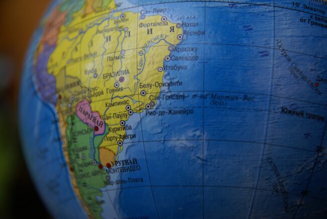 the-globe-609225_1920